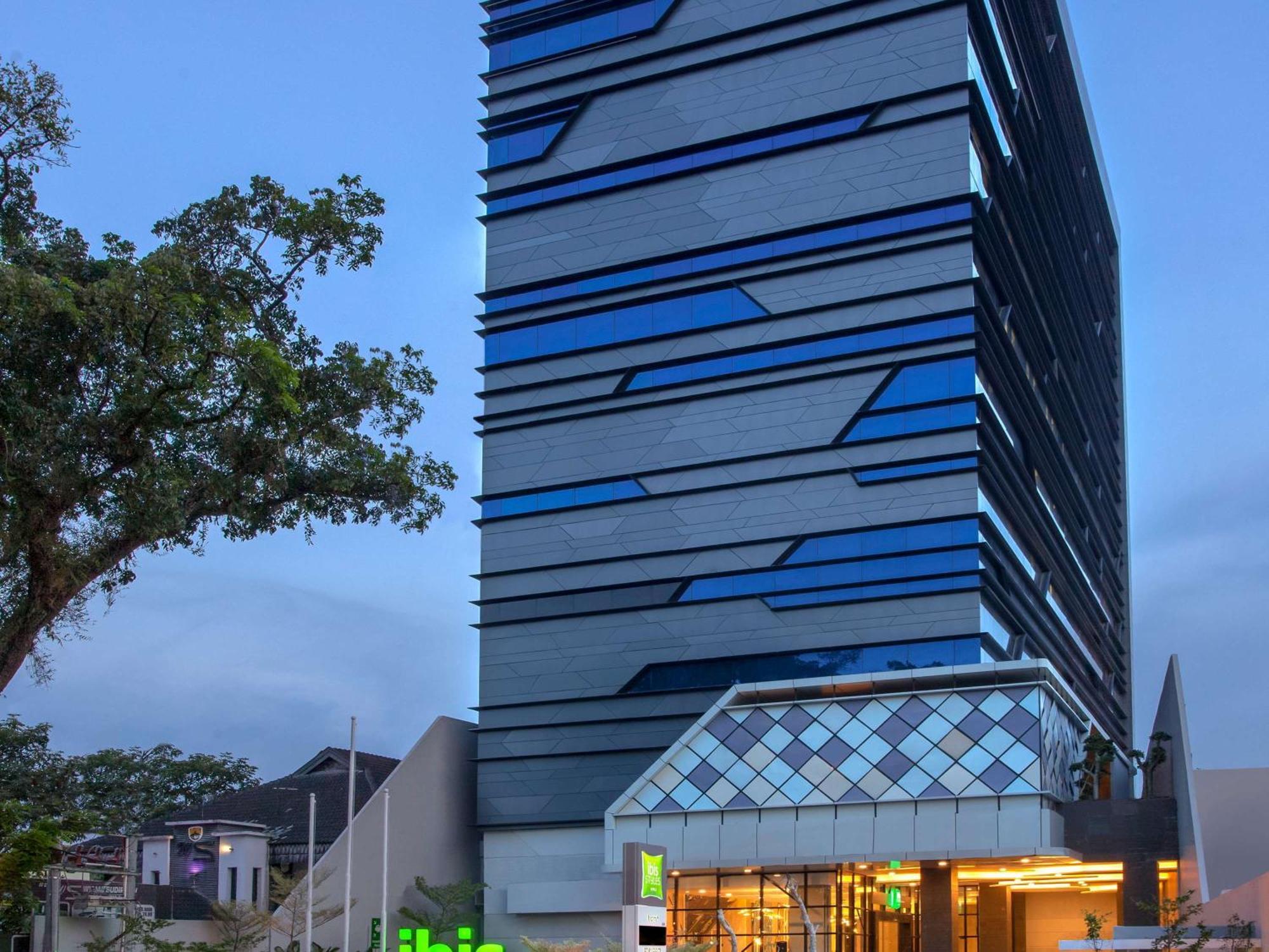 Ibis Styles Medan Pattimura מראה חיצוני תמונה
